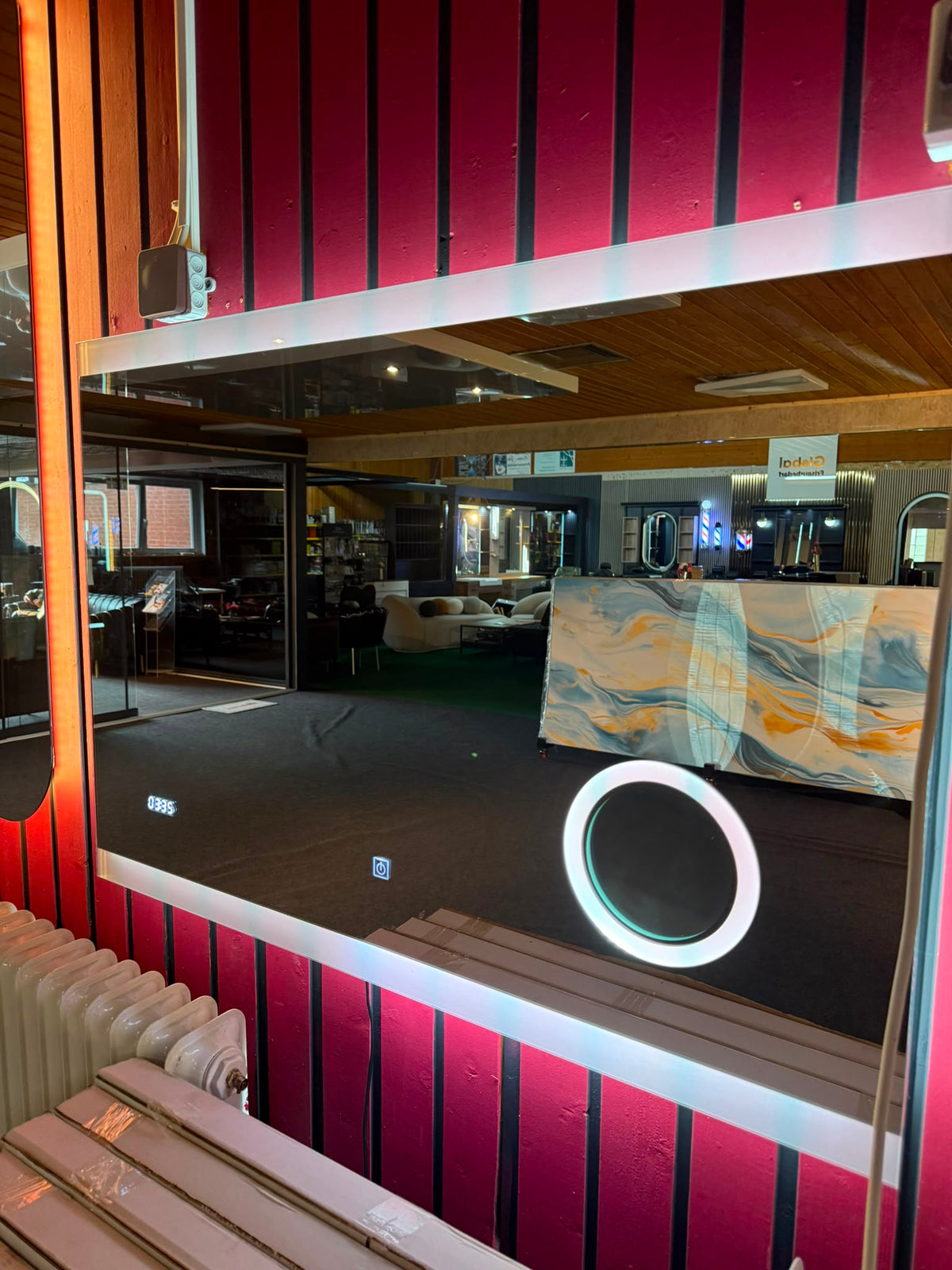 LED Smart Spiegel mit Touch & Uhr – Rechteckiger Badspiegel mit Hintergrundbeleuchtung 1